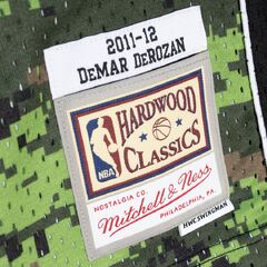 Men's Mitchell & Ness DeMar DeRozan Camo Toronto Raptors Hardwood Classics Swingman Jersey (Mitchell & Ness Demar Derozan Black Toronto Raptors 2012/13 Swingman Jersey Men)