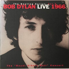 Lot 607 - BOB DYLAN - LIVE 1966 LP BOX SET (BOOTLEG