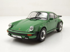 Whitebox Die cast PORSCHE 911 TURBO 1974 METALLIC GREEN 1:24 WB124188 (Porsche 911 Turbo)