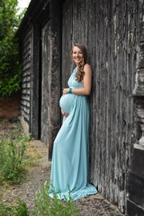 Capture your pregnancy with Maternity Portraits by Alison McKenny