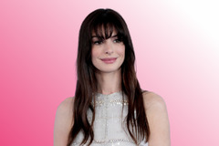 Anne Hathaway Reveals Why She Stopped Being Offered Rom-Com Roles ...