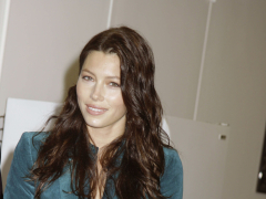 20s That Make Everyone Forget Jessica Biel Is A Mom (And One ...