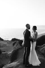 A Relaxed Coastal Wedding in Malibu -uide The Lane