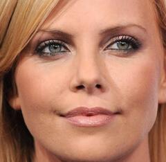 US Celebrities: Charlize Theron doesn't mind getting a little ...