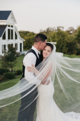 Barn at Willow Brook Wedding in Leesburg, Virginia - Courtney ...