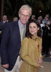 Who Is Julia Louis-Dreyfus's Husband, Brad Hall? Meet the 'Veep ...