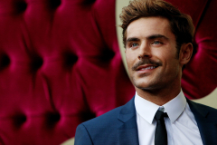 Zac%20Efron%20addresses%20plastic%20surgery%20rumors