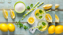 Lemon juice (Lemonade with mint)