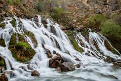 Time Lapse Photography of Waterfalls · Stock Photo