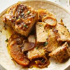 Best Pork Chops With Apples Recipe - How to Make Pork Chops With ...