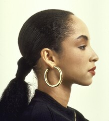 Sade Adu