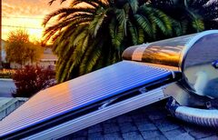 Sunbank Solar Water Heater (Solar power)