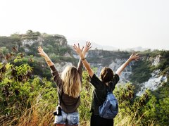 Camera Brunette Blonde Short Hair Long Hair Bracelet ...