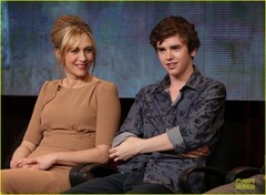 Vera Farmiga (Freddie Highmore)