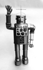 Vintage Robots: Revisiting the Early Robots of the 20th Century ...