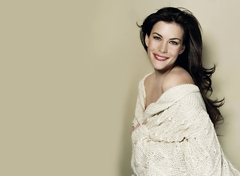 Liv Tyler smile hd wallpapers