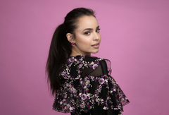 Sofia Carson 2019